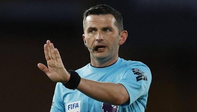 Türkiye ve İtalya Maçında Hakem Kararı: Michael Oliver Görev Başında