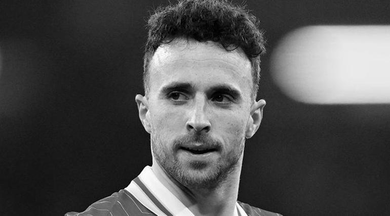 Futbol dünyasının acısının acısı: Tanrı Tita öldü ... Ahmet Çiz ve Josef Suresi