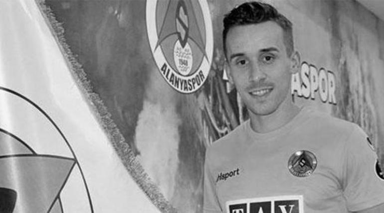Futbol dünyasının acısının acısı: Tanrı Tita öldü ... Ahmet Çiz ve Josef Suresi