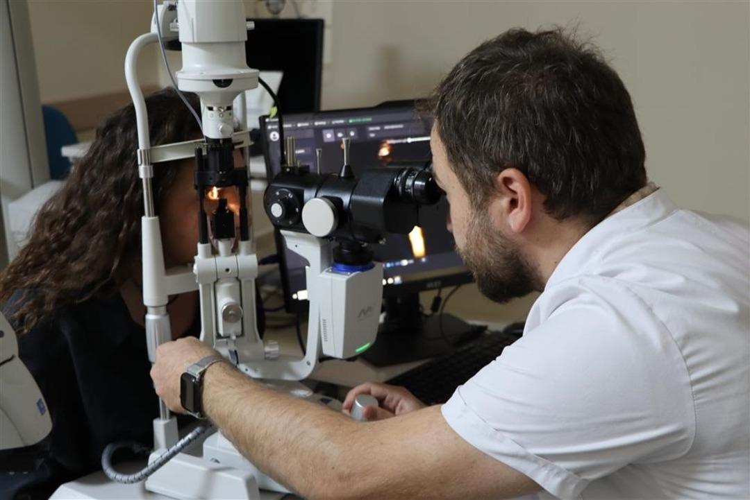 Göz sağlığı şansa bırakılamaz! Doğumdan itibaren düzenli takip edilmeli! Tavsiye edilen uzmanın adı... 2